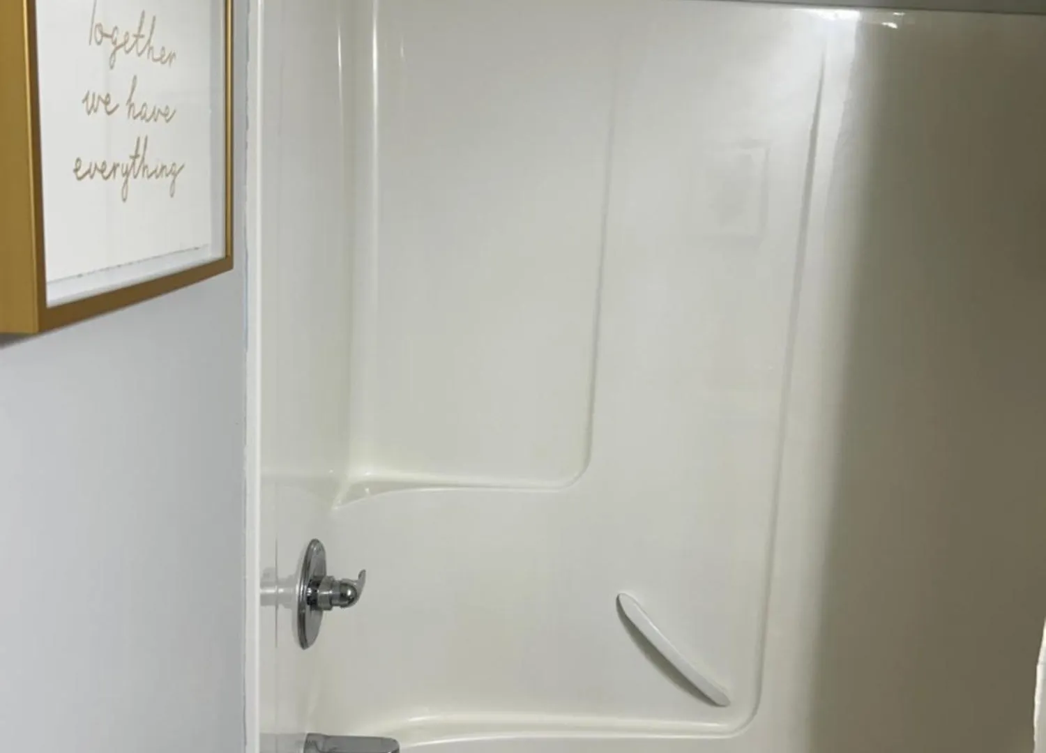 Garden Suite In Colwood Victoria